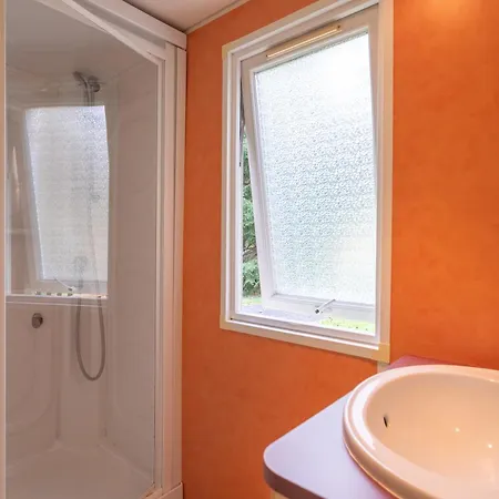 Mobilehome Sur Camping De La Truite Ascarat
